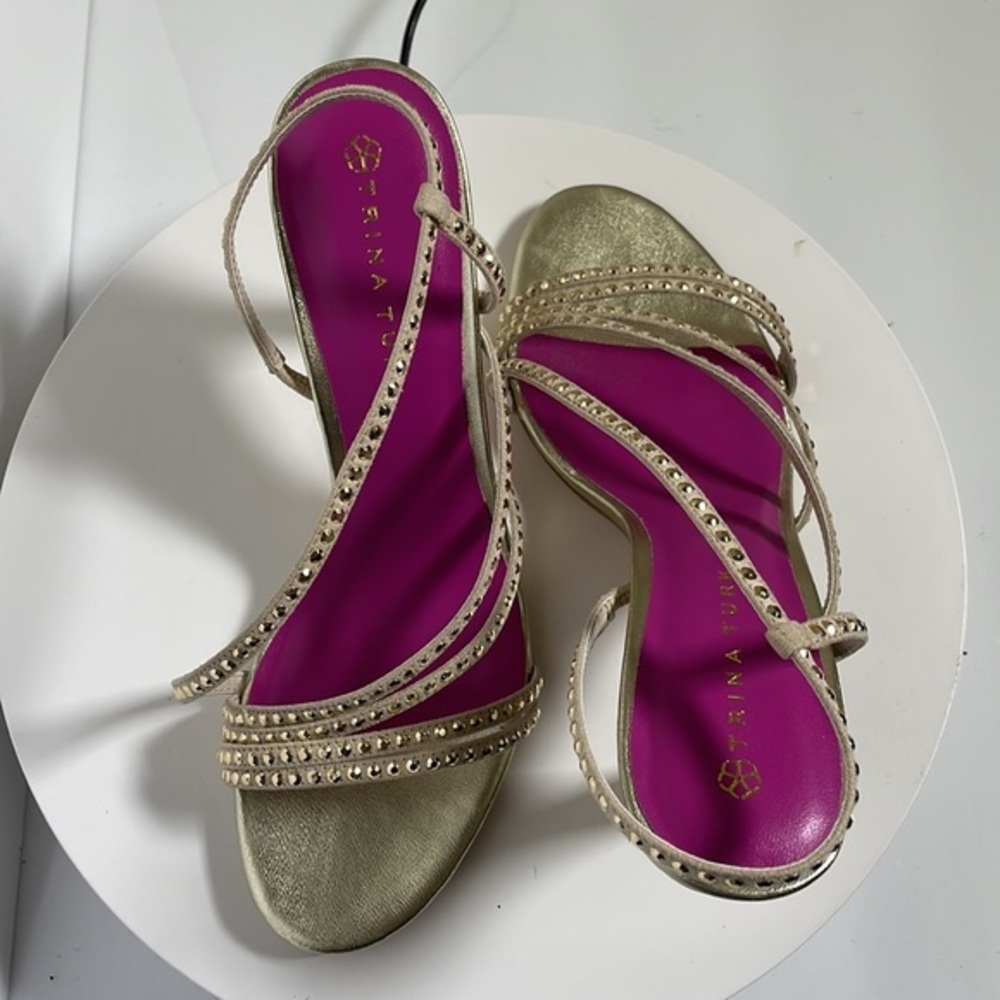 Trina Turk Heels Sandals Pink insole dress party shoes New size 7.5 M